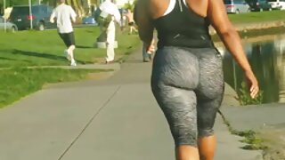 ہوس بھری MILF ویشیا  ...
