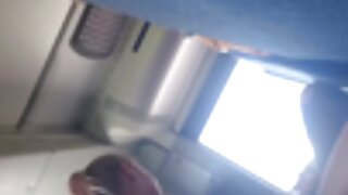سنہرے بالوں والی بیب ...