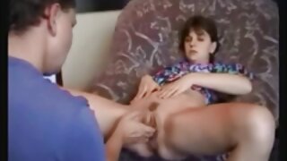 سنہرے بالوں والی سلٹ ...