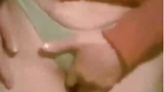 جذبات سے بھرا سنہرے  ...