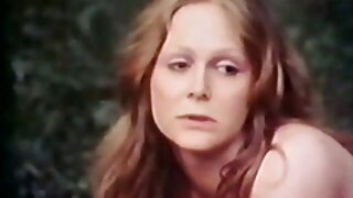 Horny MILFs ایک دوسر ...