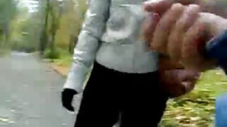 گھوبگھرالی brunette  ...